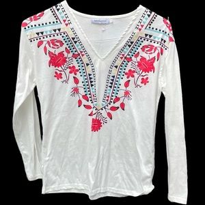 Misslook Tribal Floral and White 3/4 Sleeved Top